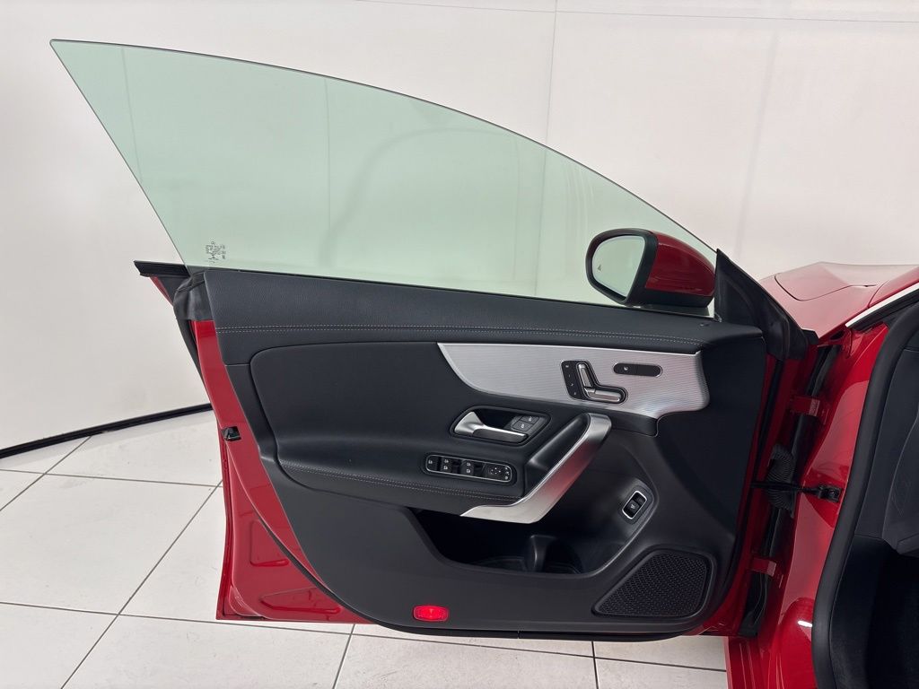 Thumbnail: 2020 Mercedes-Benz CLA - 15