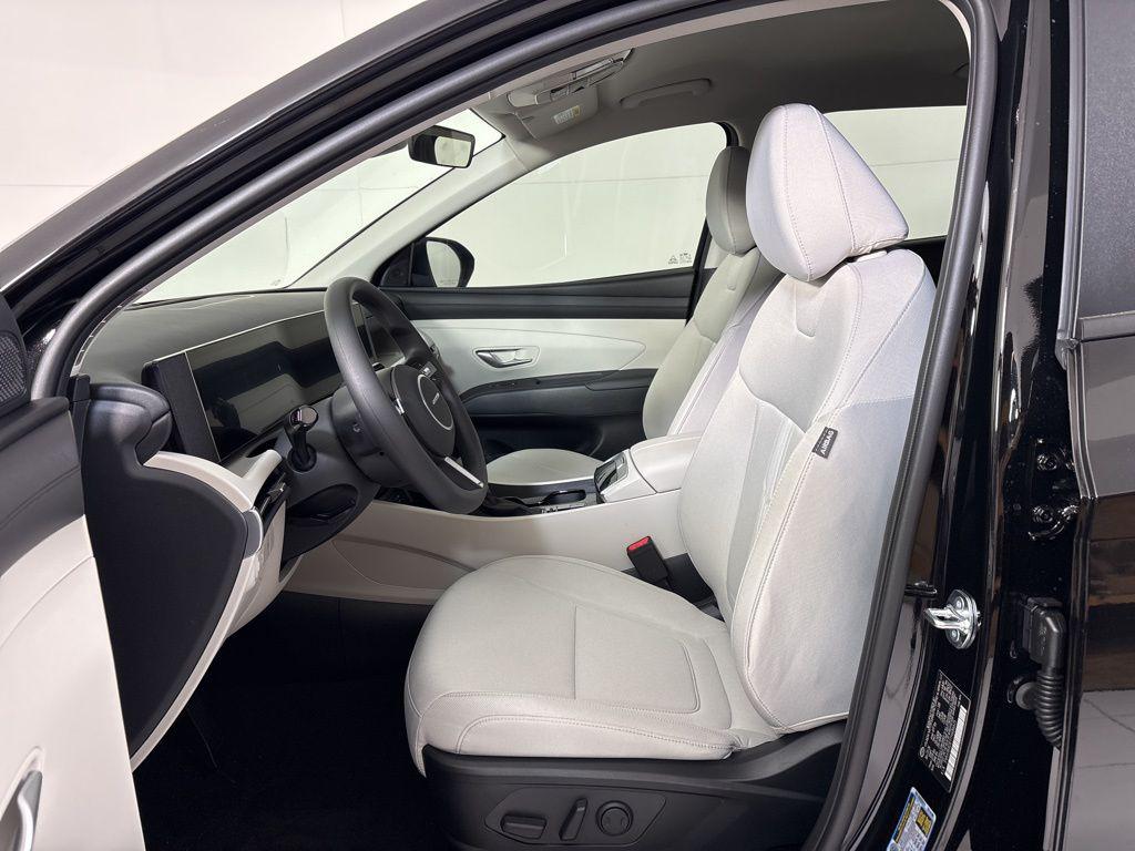 Thumbnail: 2026 Hyundai Tucson - 14