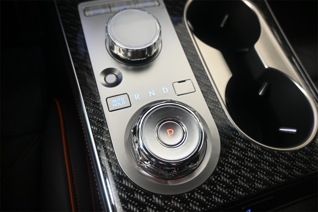Thumbnail: 2026 Genesis GV70 - 21