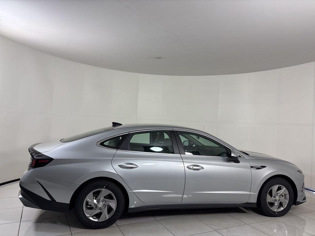 Thumbnail: 2025 Hyundai Sonata - 6