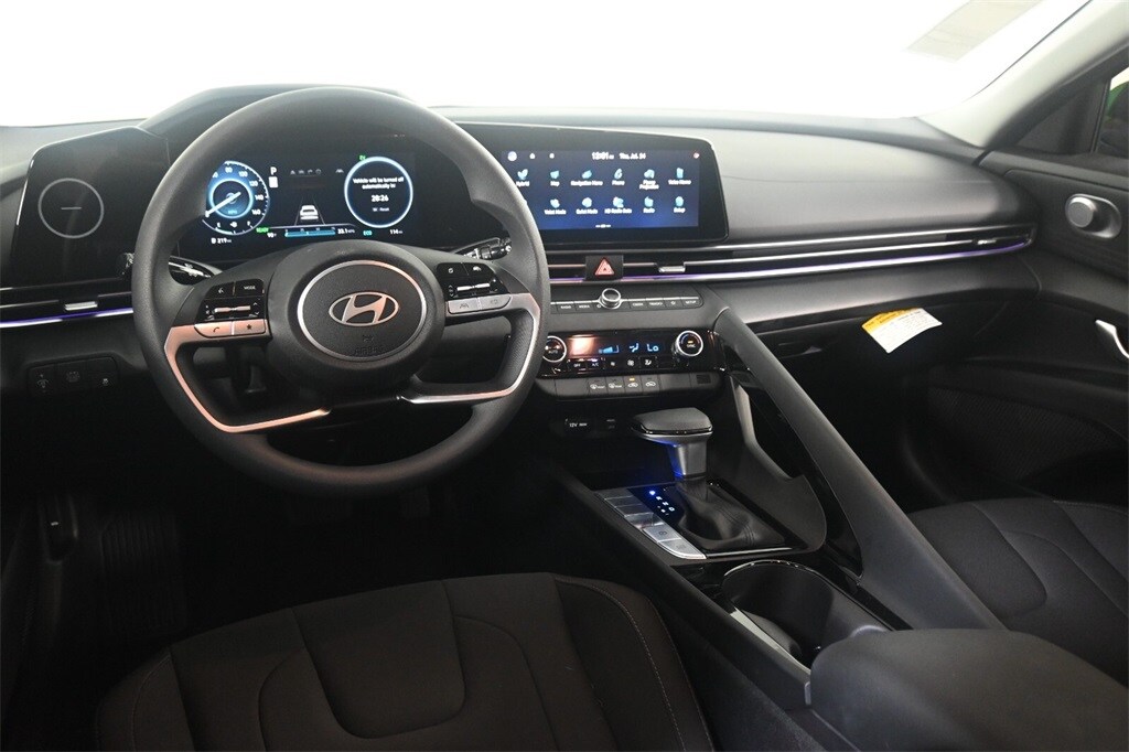 Thumbnail: 2024 Hyundai Elantra - 11