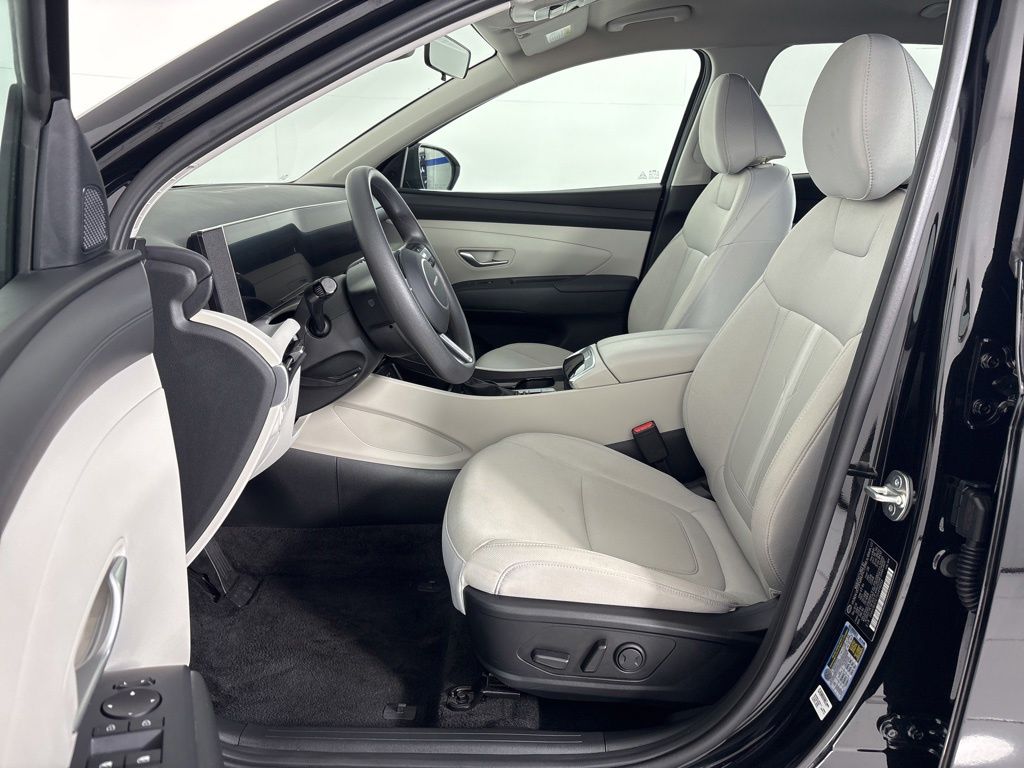 Thumbnail: 2025 Hyundai Tucson - 8