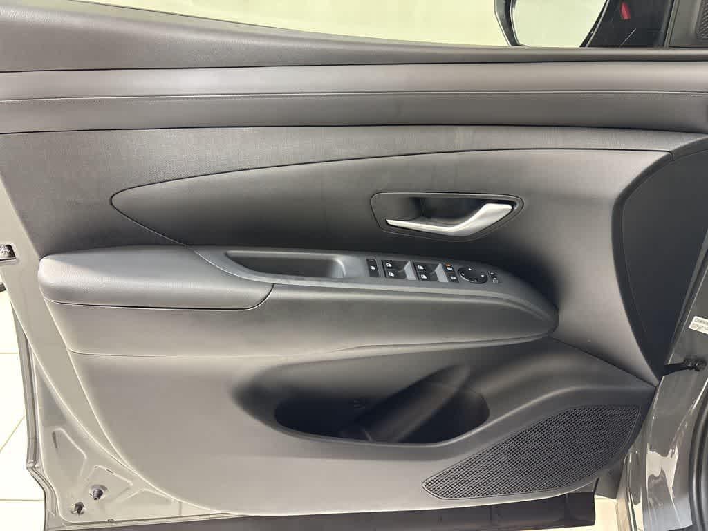 Thumbnail: 2025 Hyundai Tucson - 16