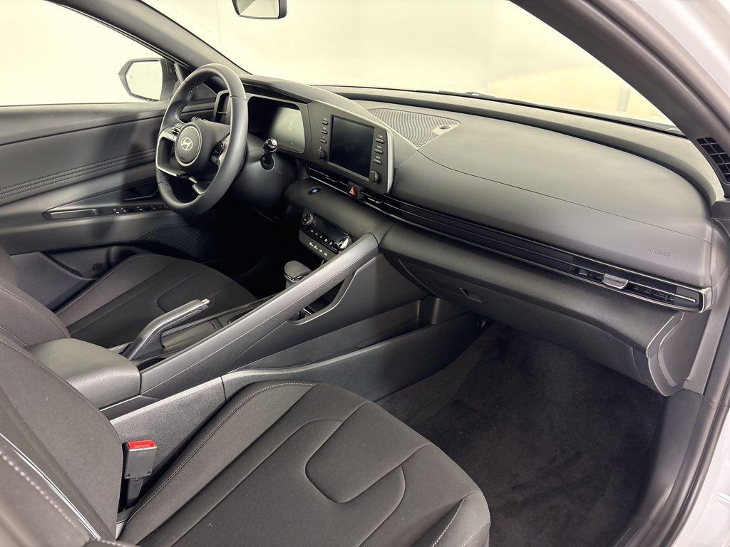 Thumbnail: 2026 Hyundai Elantra - 13