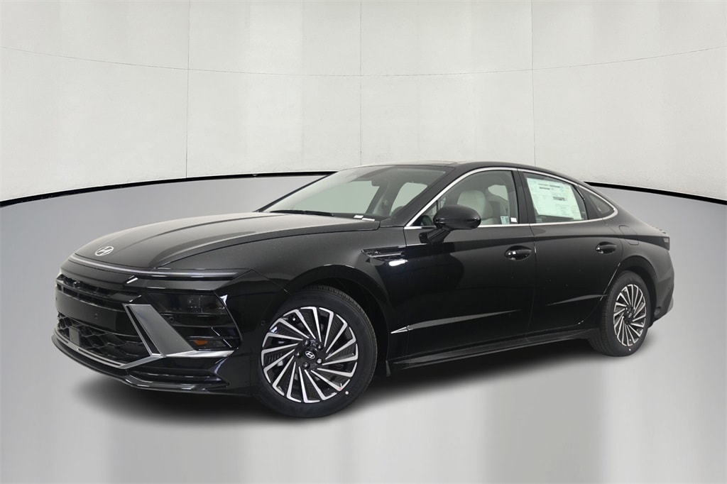 Thumbnail: 2024 Hyundai Sonata - 3