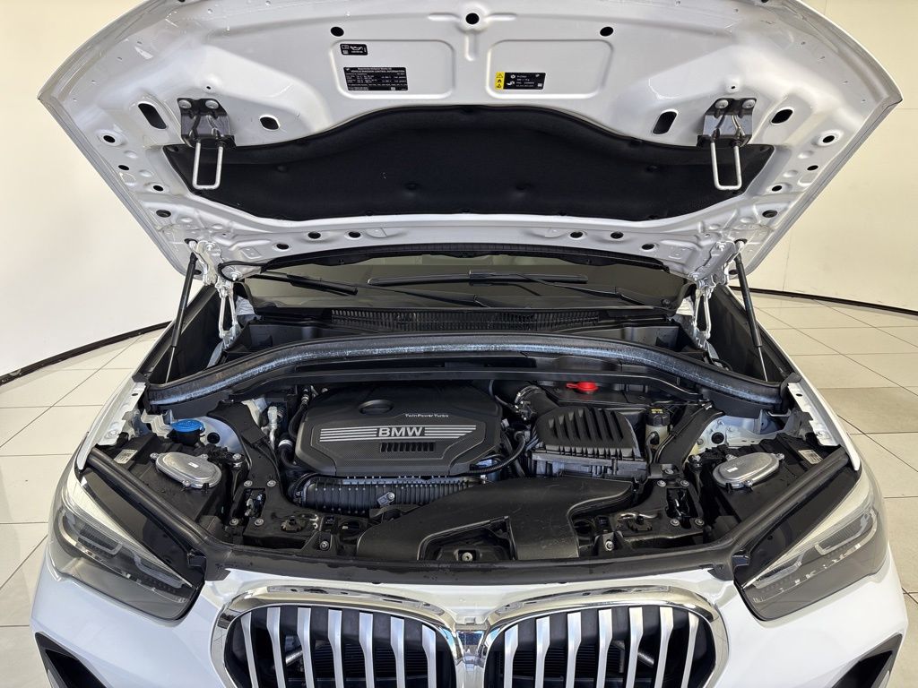 Thumbnail: 2021 BMW X1 - 11