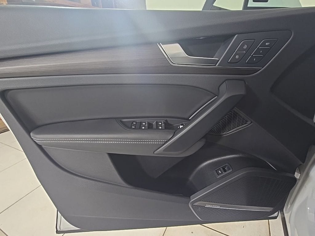 Thumbnail: 2024 Audi Q5 - 14