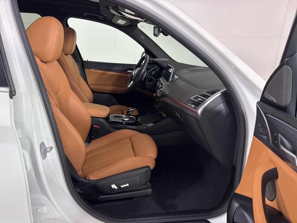 Thumbnail: 2023 BMW X3 - 12