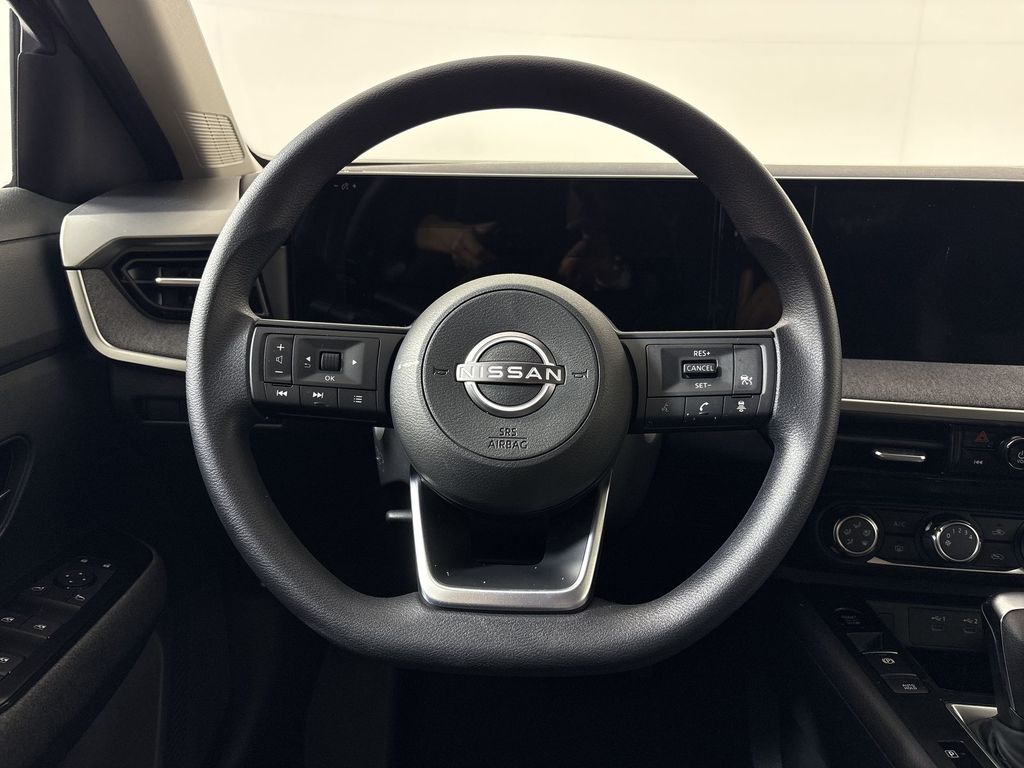 Thumbnail: 2025 Nissan Kicks - 11