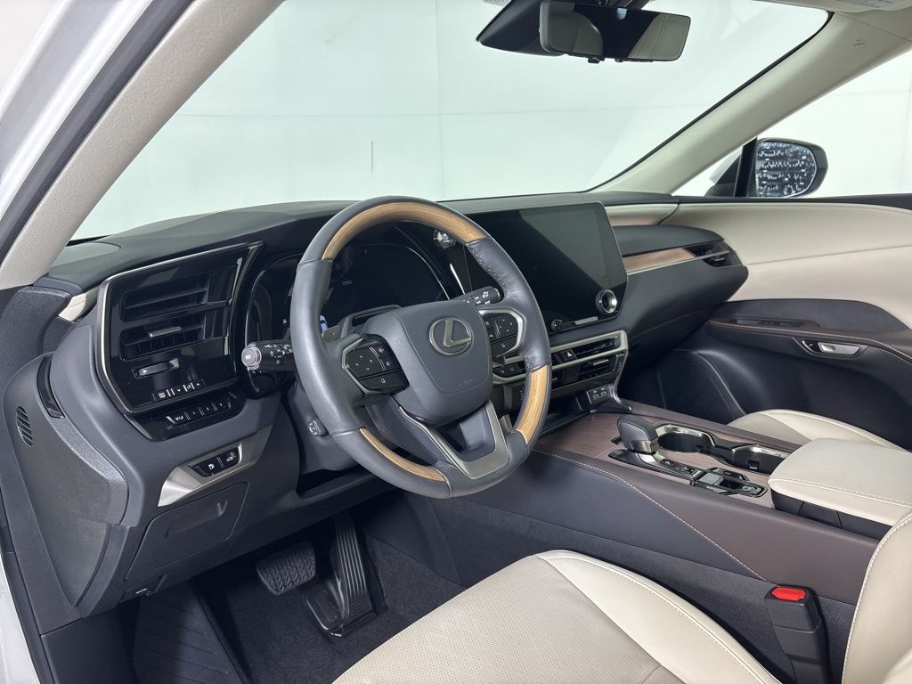 Thumbnail: 2024 Lexus RX - 15