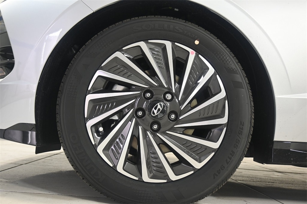 Thumbnail: 2025 Hyundai Sonata - 9