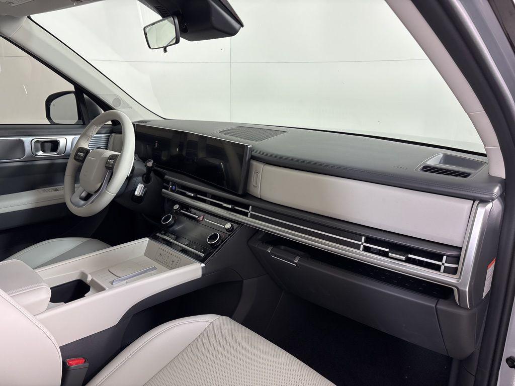 Thumbnail: 2026 Hyundai Santa Fe - 13