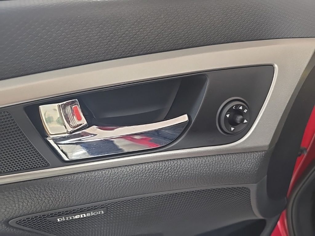 Thumbnail: 2016 Hyundai Veloster - 12