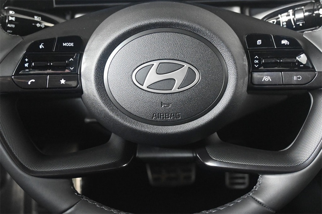 Thumbnail: 2025 Hyundai Elantra - 15
