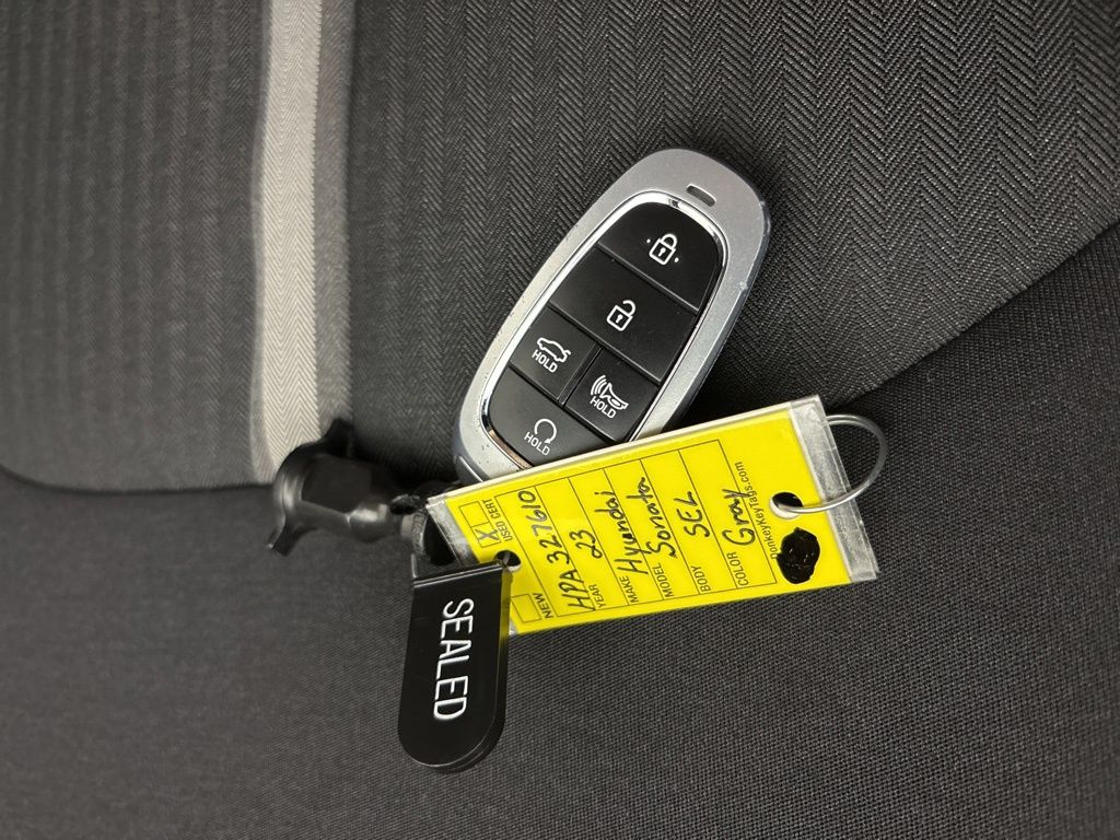 Thumbnail: 2023 Hyundai Sonata - 27