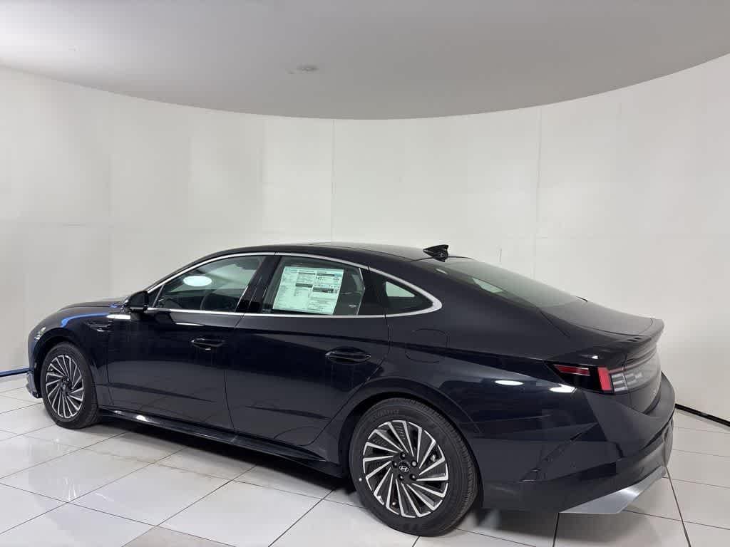 Thumbnail: 2025 Hyundai Sonata - 3