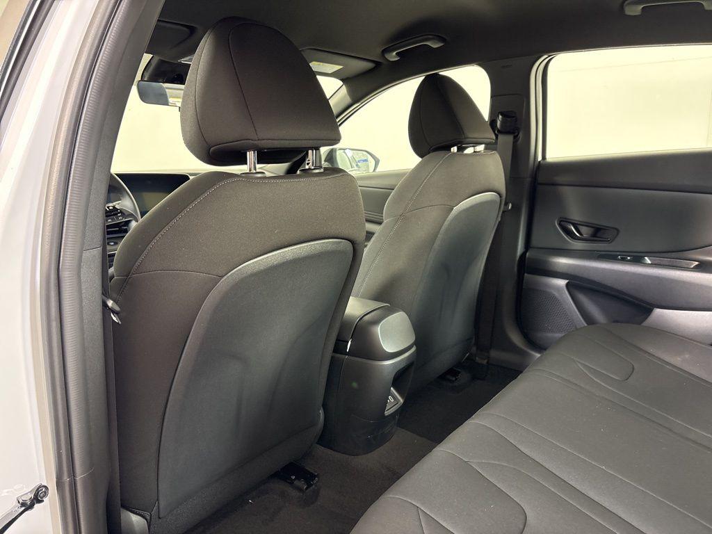 Thumbnail: 2025 Hyundai Elantra - 16