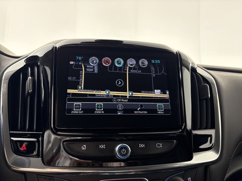 Thumbnail: 2018 Chevrolet Traverse - 32