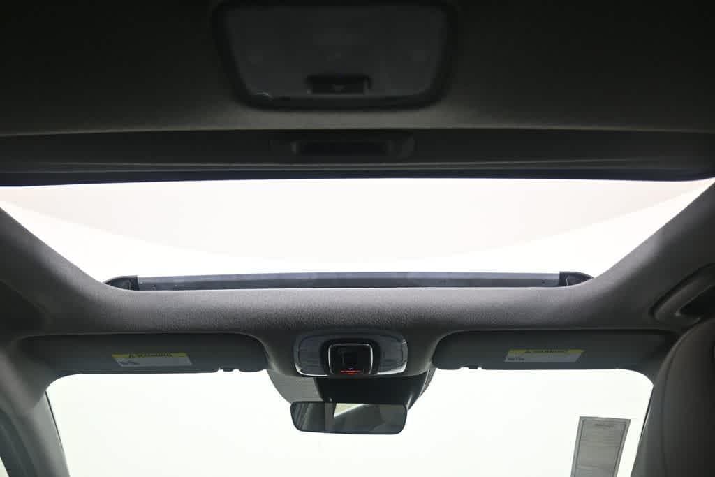 Thumbnail: 2025 Hyundai Elantra - 21