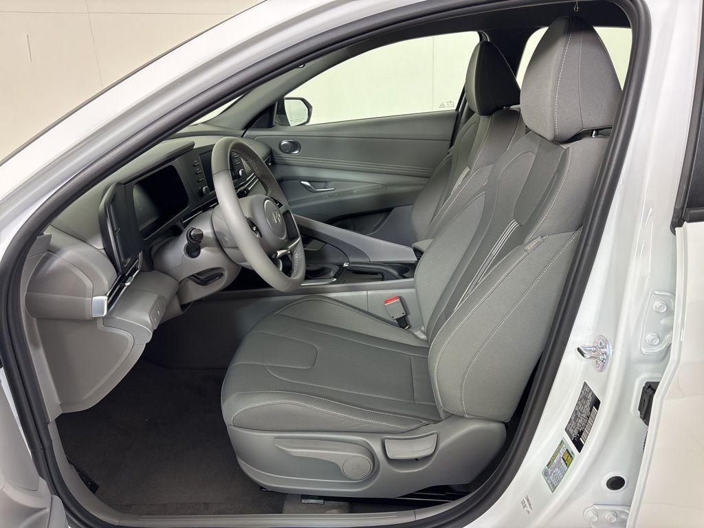 Thumbnail: 2026 Hyundai Elantra - 15