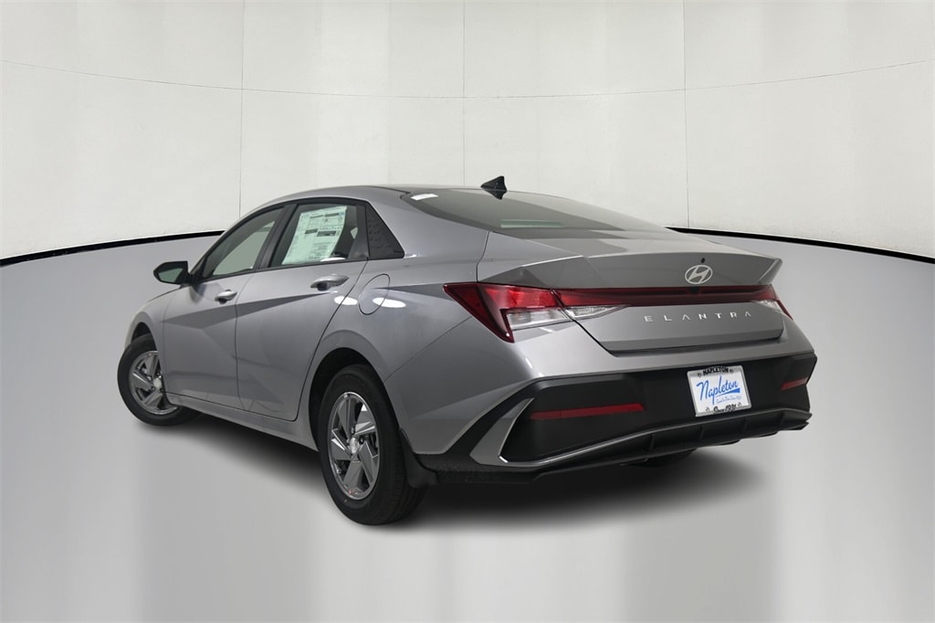 Thumbnail: 2025 Hyundai Elantra - 5