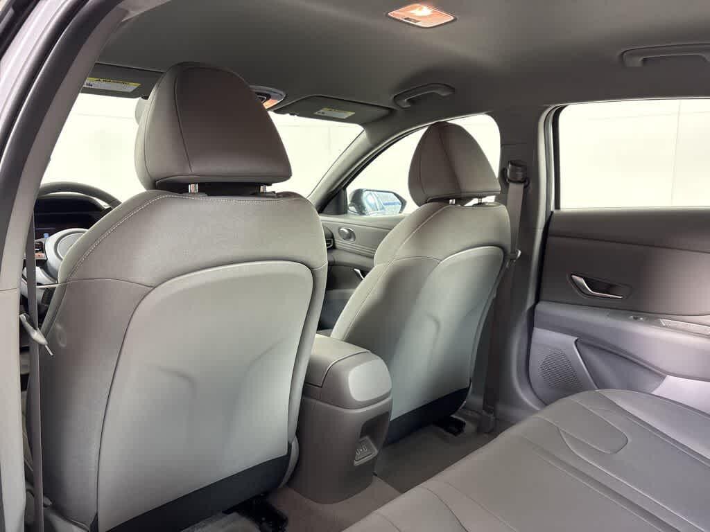 Thumbnail: 2026 Hyundai Elantra - 17