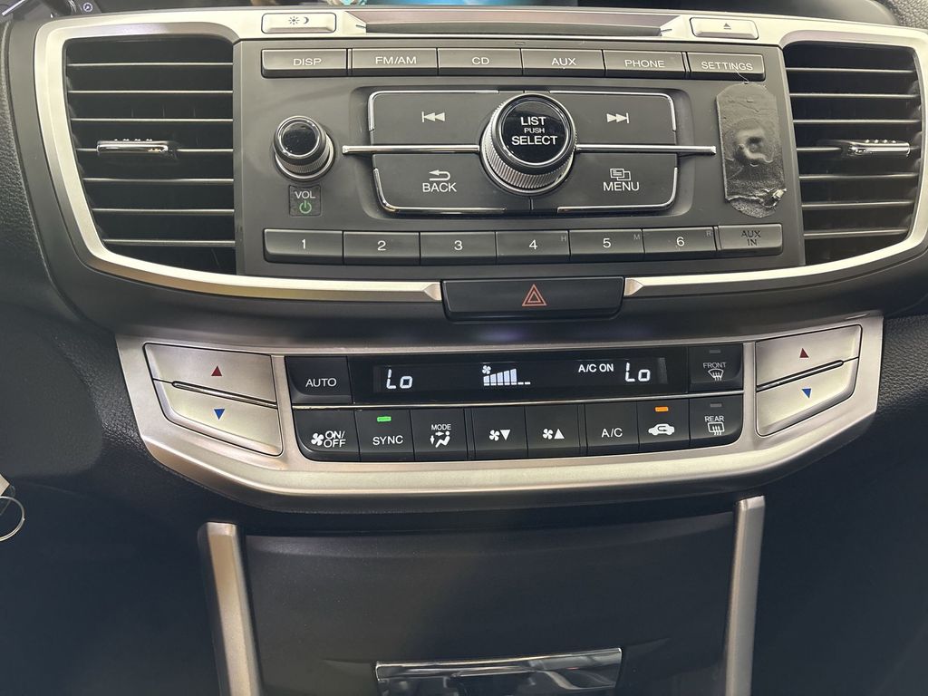 Thumbnail: 2015 Honda Accord - 16