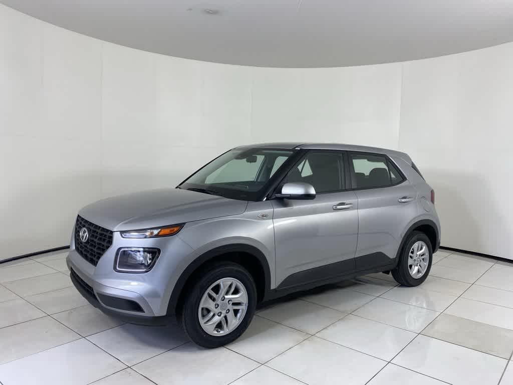 New 2025 Hyundai Venue SE SUV