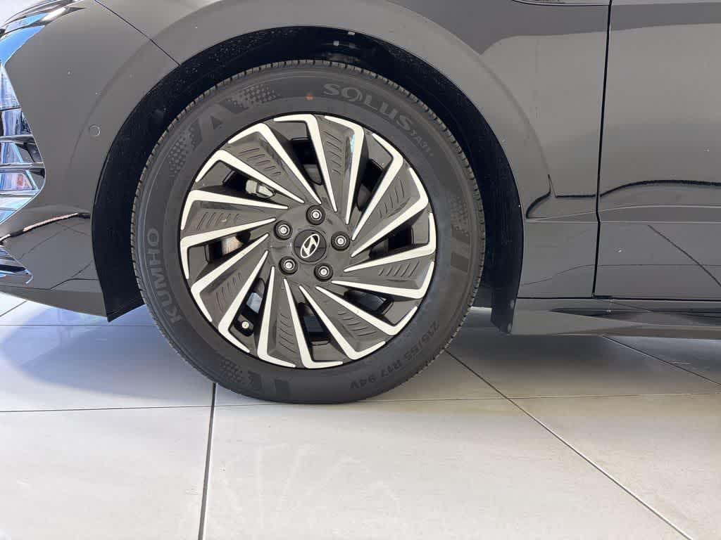 Thumbnail: 2025 Hyundai Sonata - 9