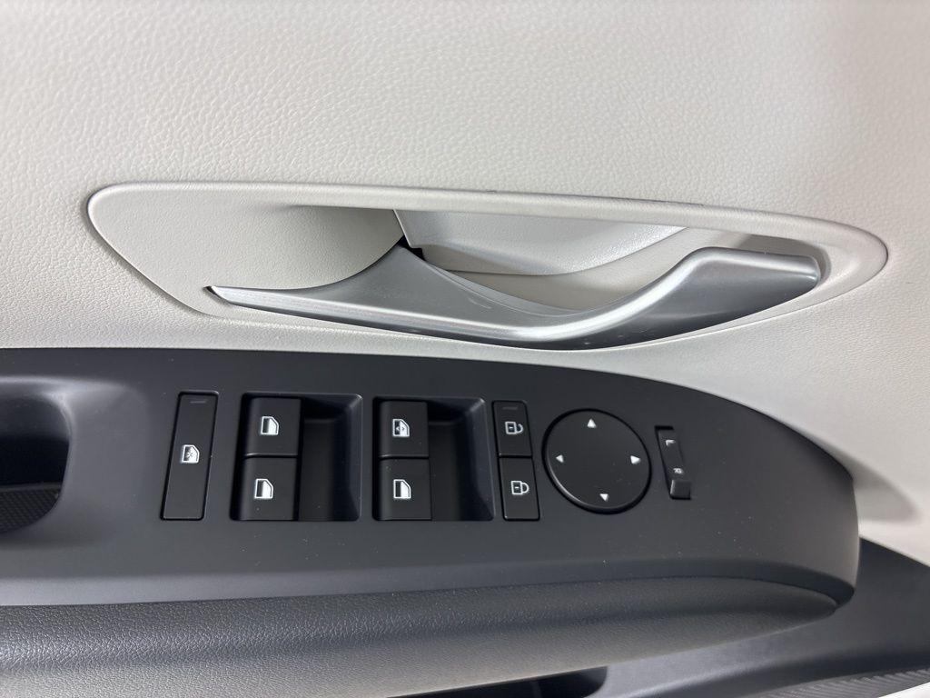 Thumbnail: 2026 Hyundai Tucson - 17