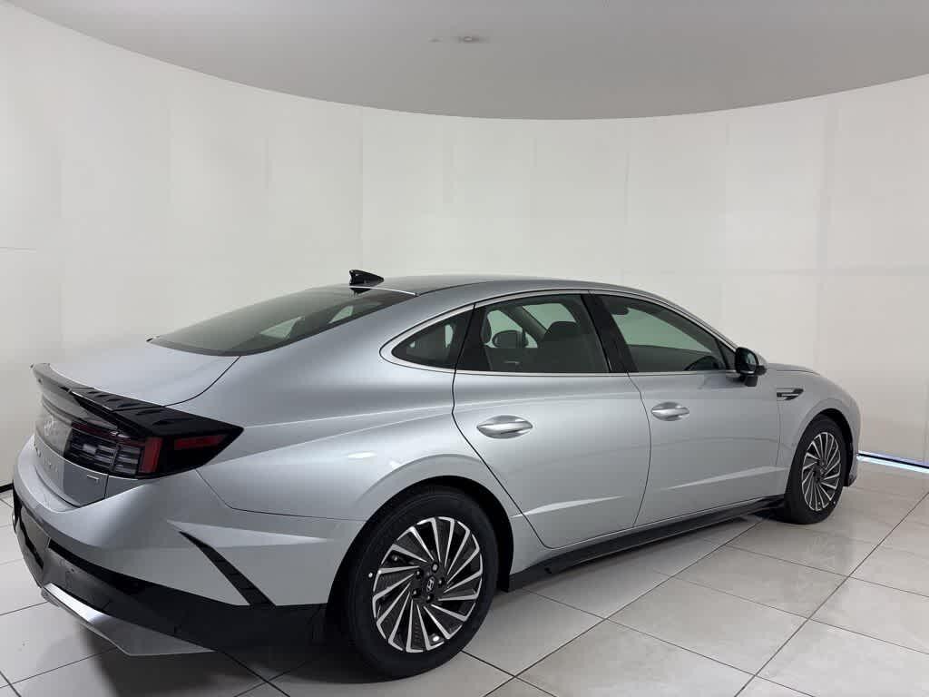 Thumbnail: 2025 Hyundai Sonata - 5