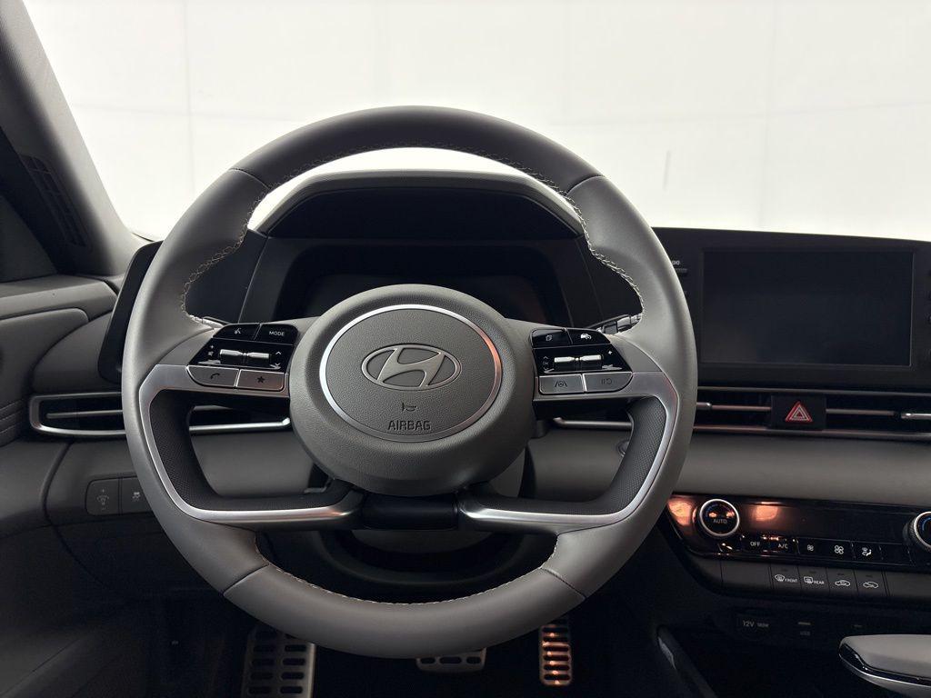 Thumbnail: 2026 Hyundai Elantra - 23