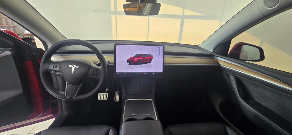 Thumbnail: 2023 Tesla Model Y - 26