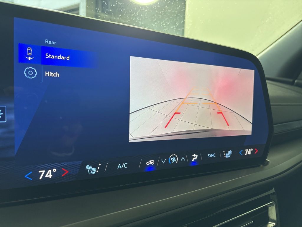 Thumbnail: 2025 Chevrolet Traverse - 33