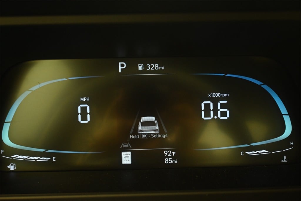 Thumbnail: 2025 Hyundai Elantra - 17