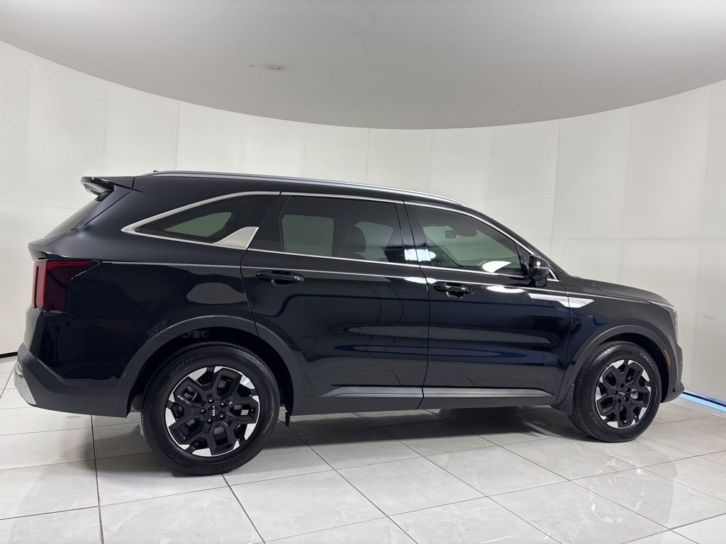 Thumbnail: 2025 Kia Sorento - 6