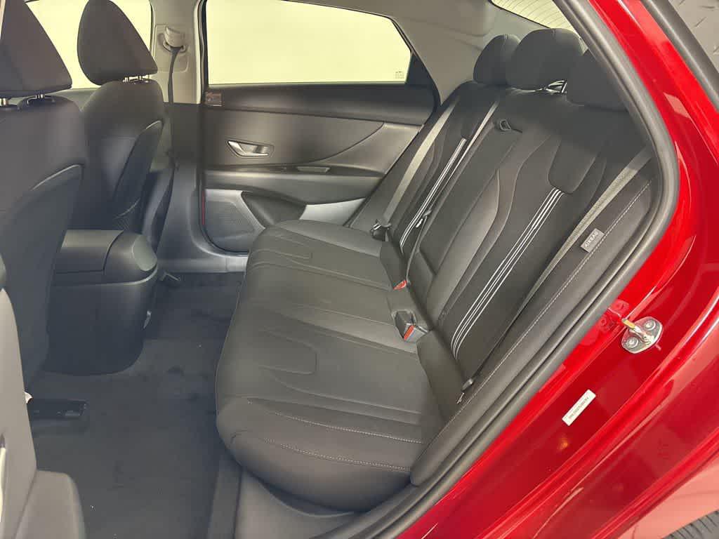 Thumbnail: 2025 Hyundai Elantra - 18