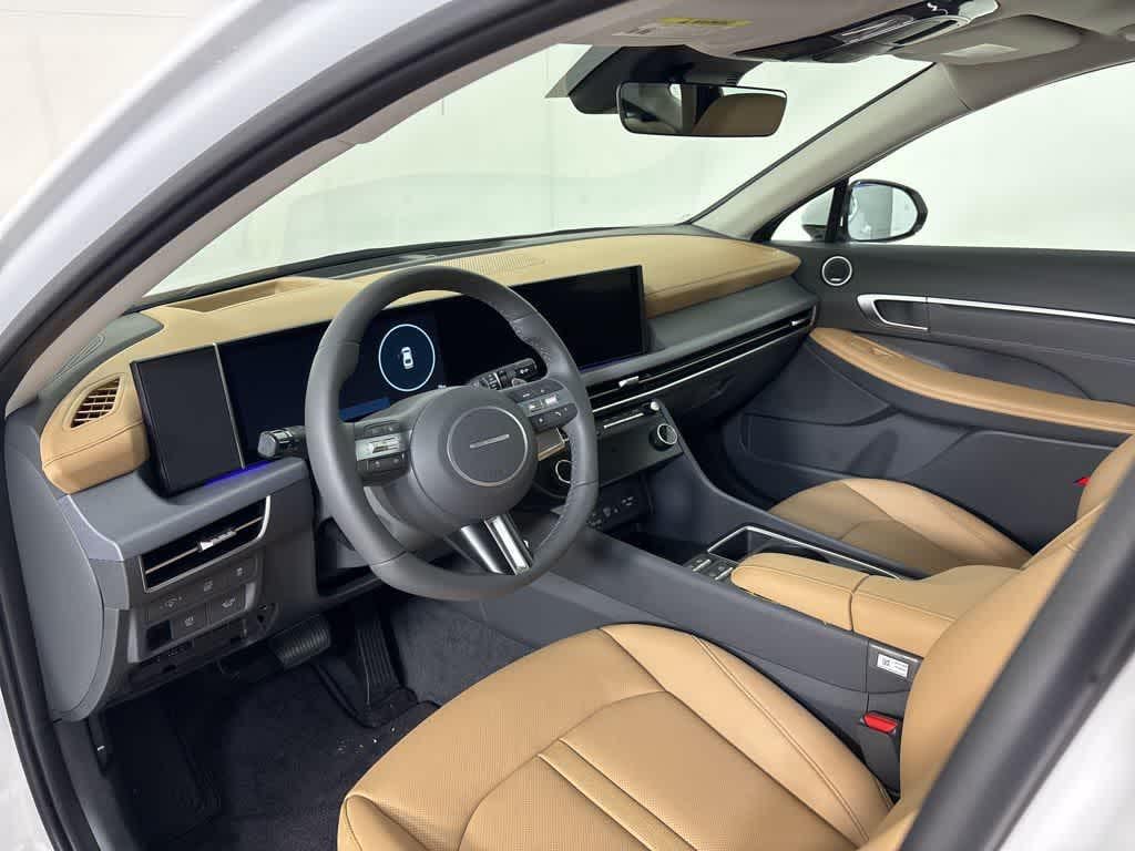 Thumbnail: 2025 Hyundai Sonata - 17