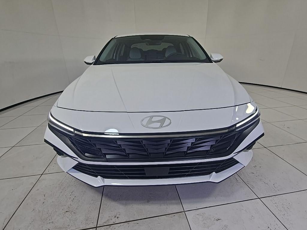 New 2026 Hyundai Elantra Limited Sedan