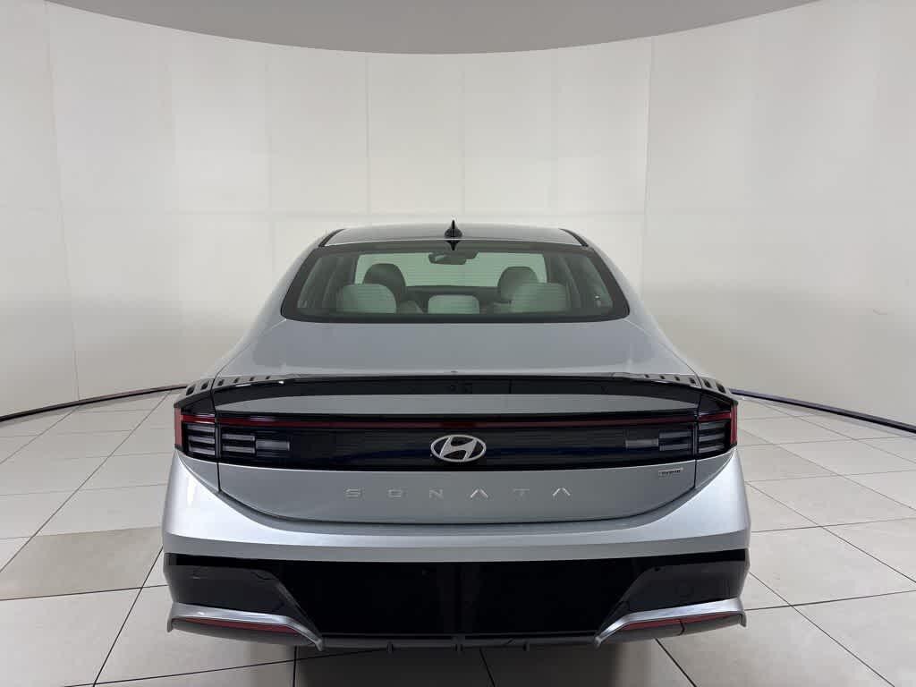 New 2025 Hyundai Sonata Hybrid SEL Sedan