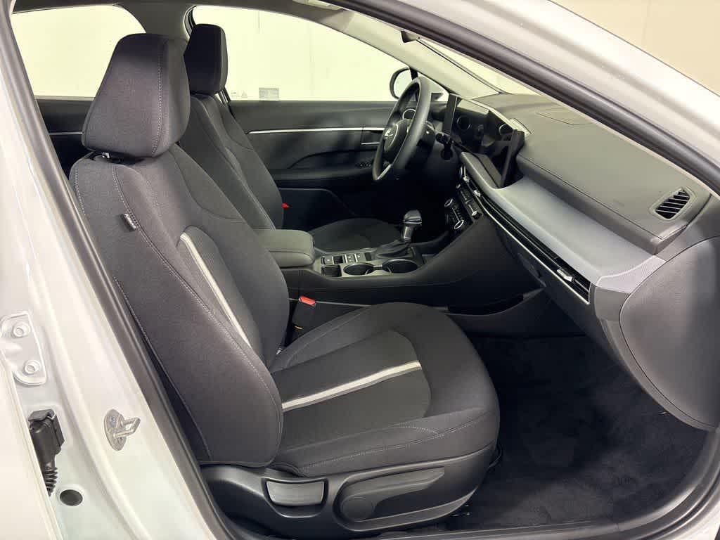 Thumbnail: 2025 Hyundai Sonata - 12