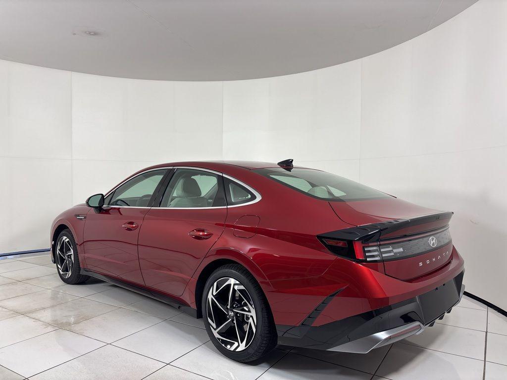 Thumbnail: 2026 Hyundai Sonata - 3