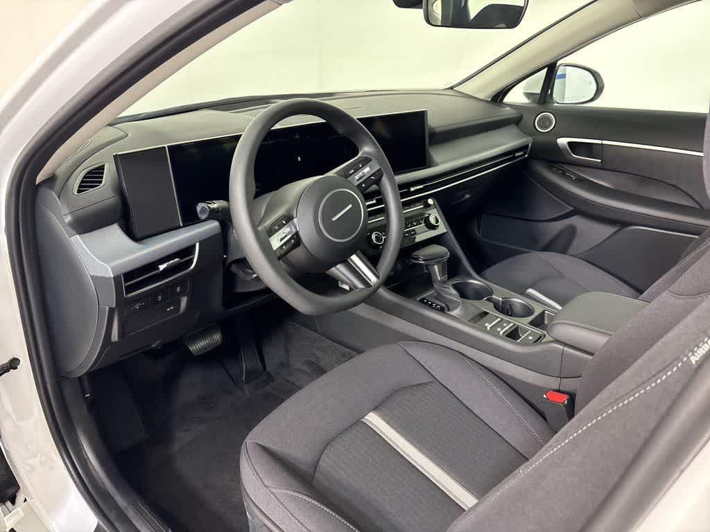 Thumbnail: 2025 Hyundai Sonata - 15