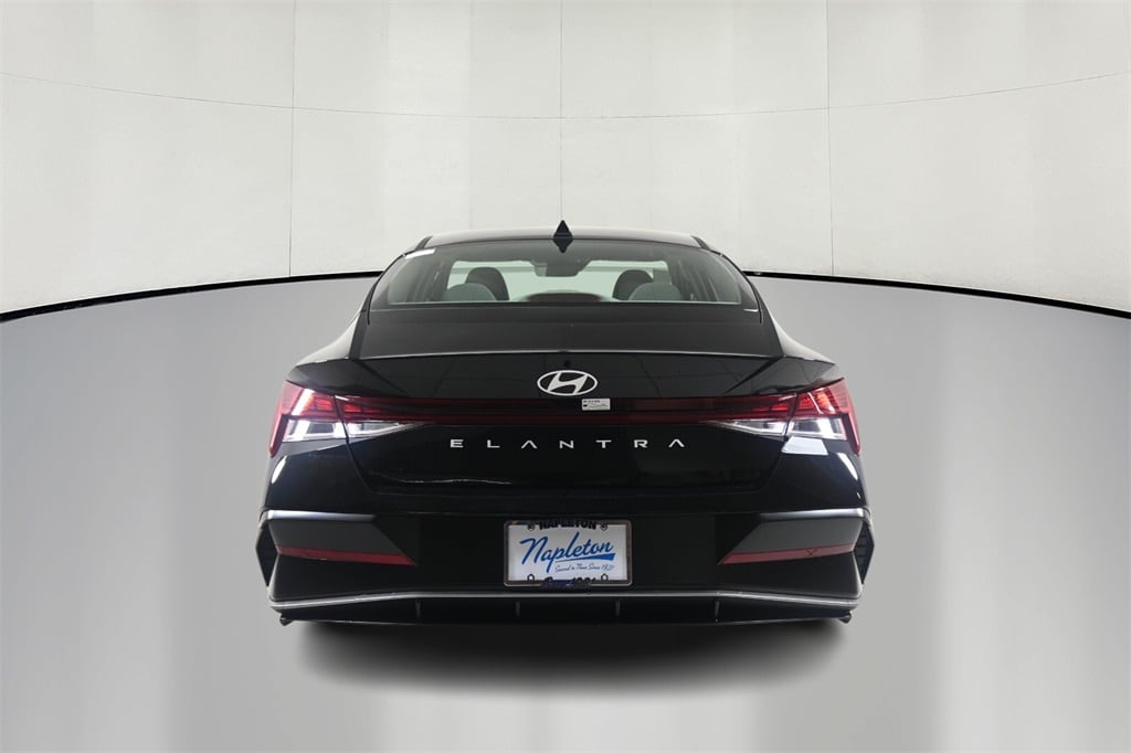 Thumbnail: 2025 Hyundai Elantra - 6