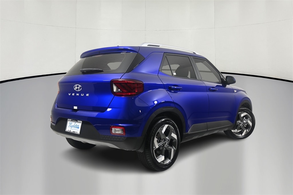 Thumbnail: 2025 Hyundai Venue - 7