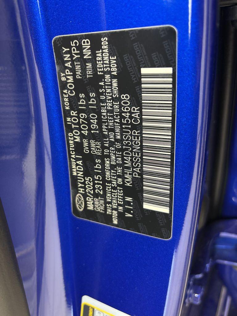 Thumbnail: 2025 Hyundai Elantra - 10