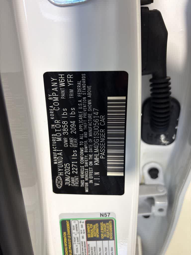 Thumbnail: 2025 Hyundai Elantra - 10