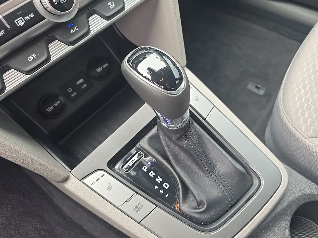 Thumbnail: 2019 Hyundai Elantra - 21