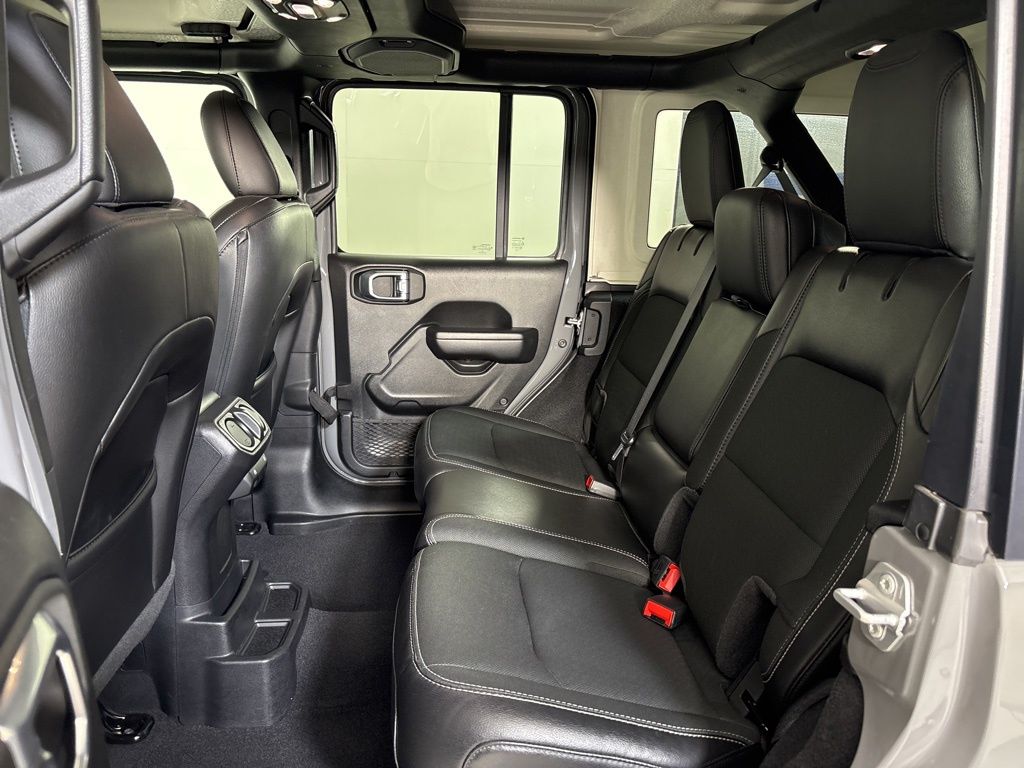Thumbnail: 2021 Jeep Wrangler - 20