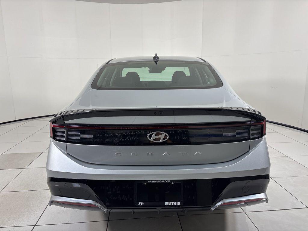 Thumbnail: 2026 Hyundai Sonata - 4